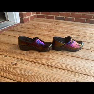 Dansco nursing clogs